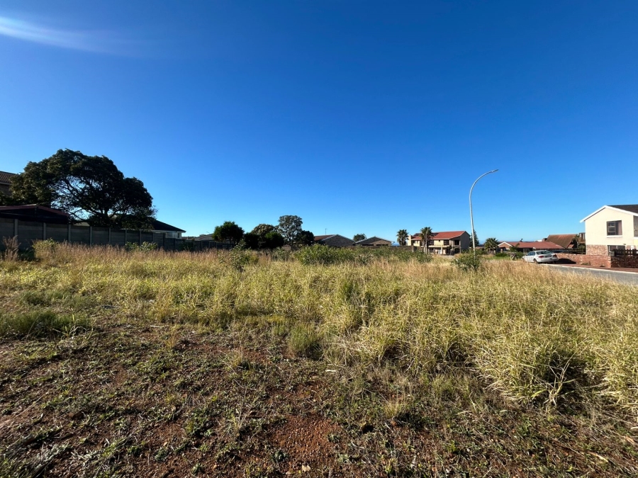 0 Bedroom Property for Sale in Wavecrest Eastern Cape